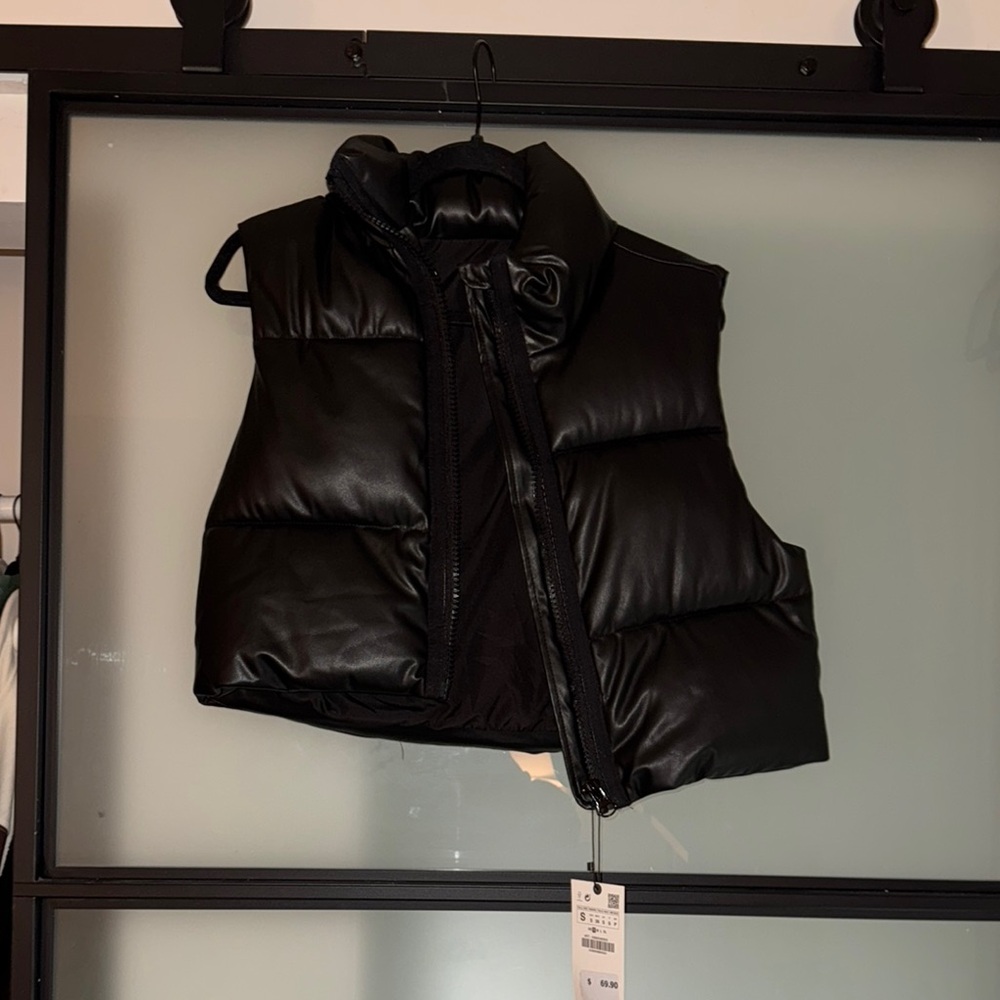 Zara Leather Black Puffer Vest